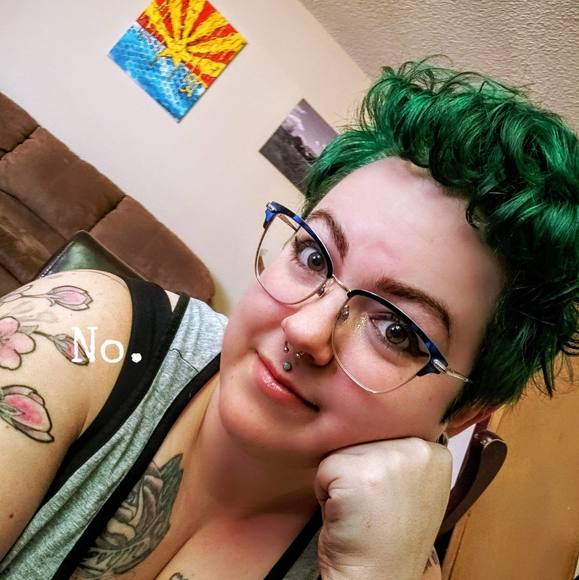 Meet your Posher, Rae - Picture 1 of 1